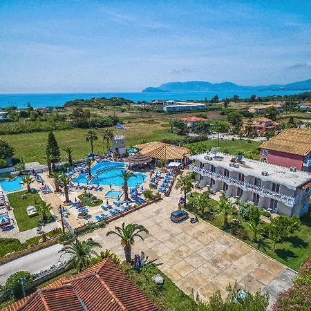 Antonis Pool Bar Hotel