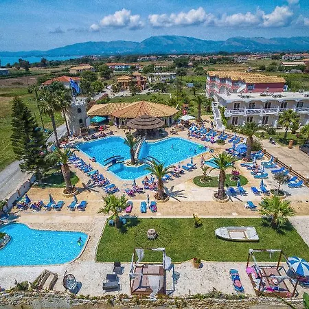 Antonis Pool Bar Hotel 3*