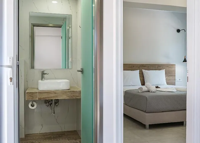 Hotel Antonis Pool Bar 3*