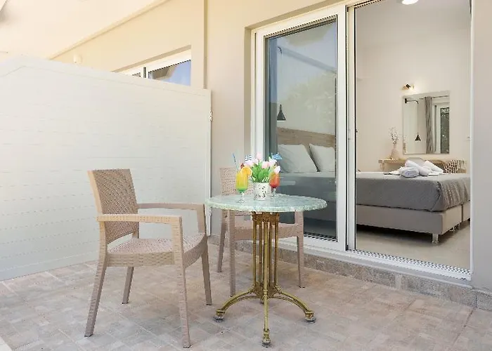 Antonis Pool Bar 3* Kalamákion