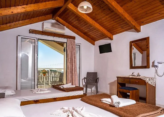 Antonis Pool Bar Hotel Kalamákion