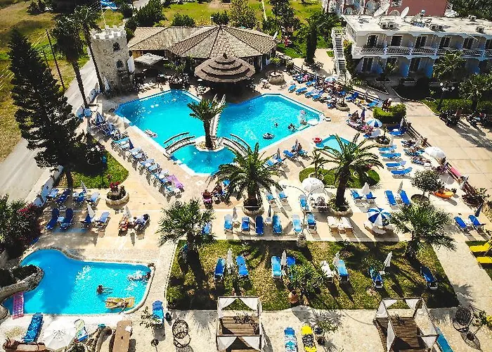 Отель Antonis Pool Bar 3*